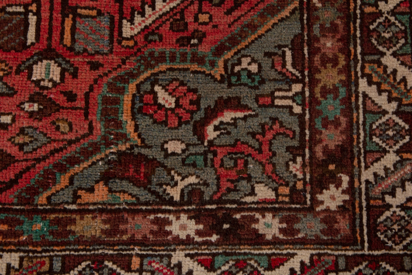 4226 - 4'11" x 10'4"