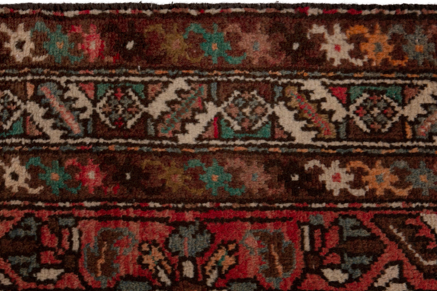 4226 - 4'11" x 10'4"