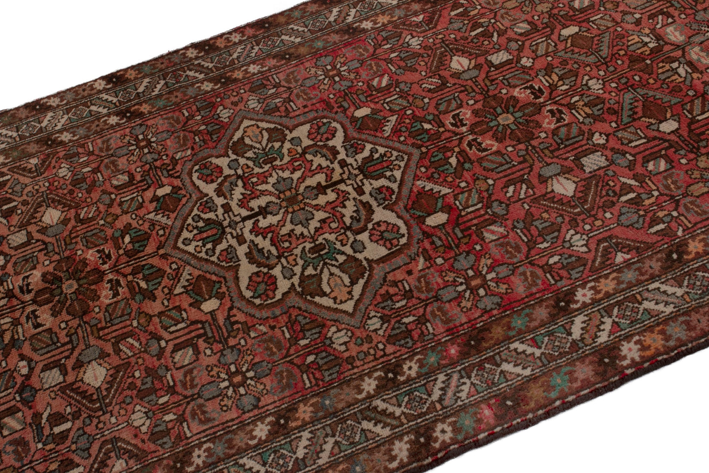 4226 - 4'11" x 10'4"