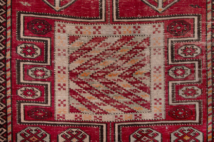 4241 - 4'10" x 10'2"