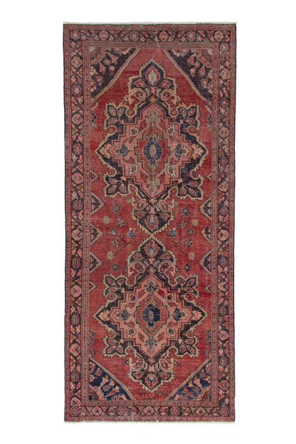 4244 - 3'11" x 10'3"