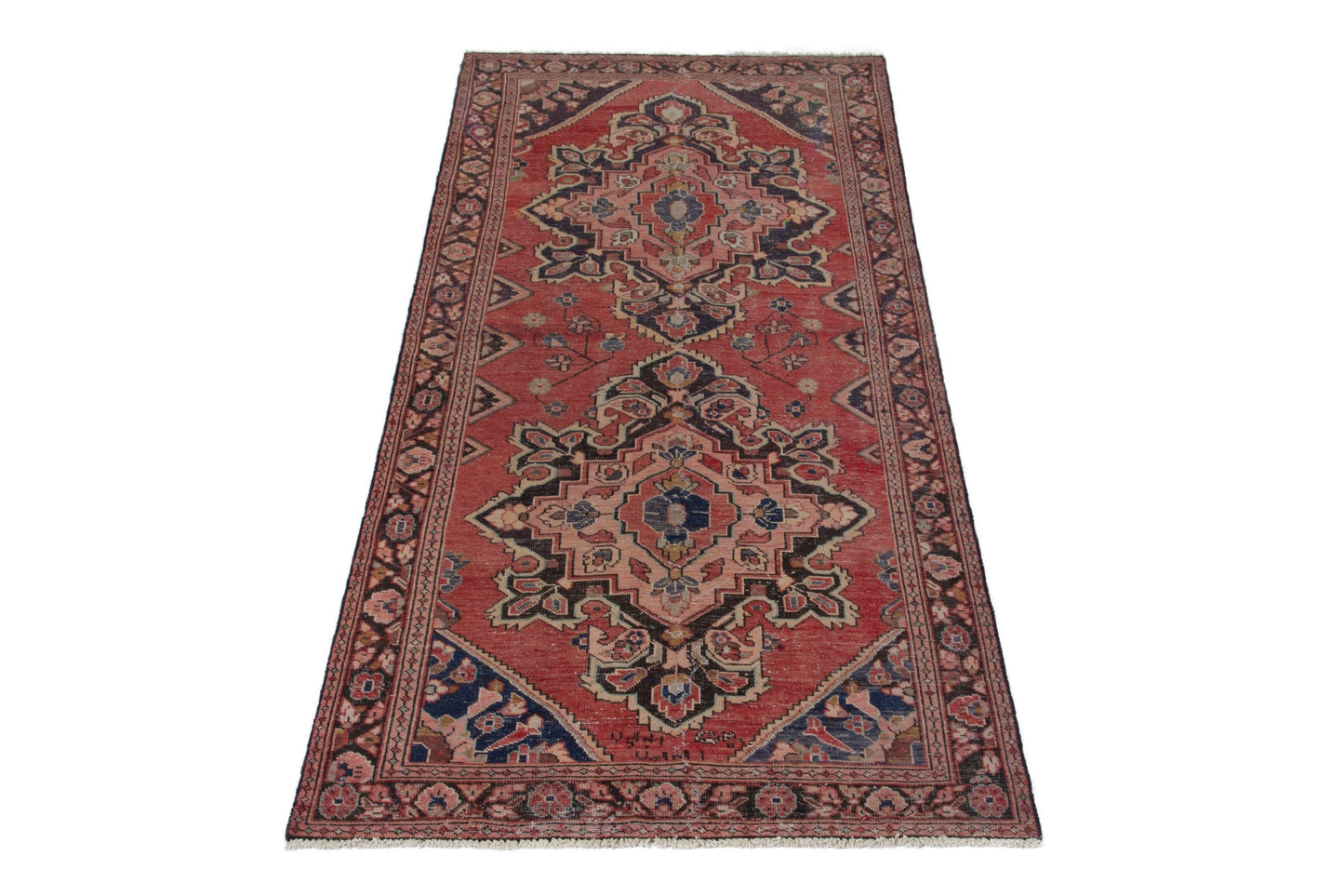 4244 - 3'11" x 10'3"