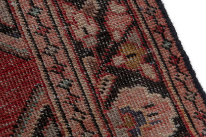 4244 - 3'11" x 10'3"