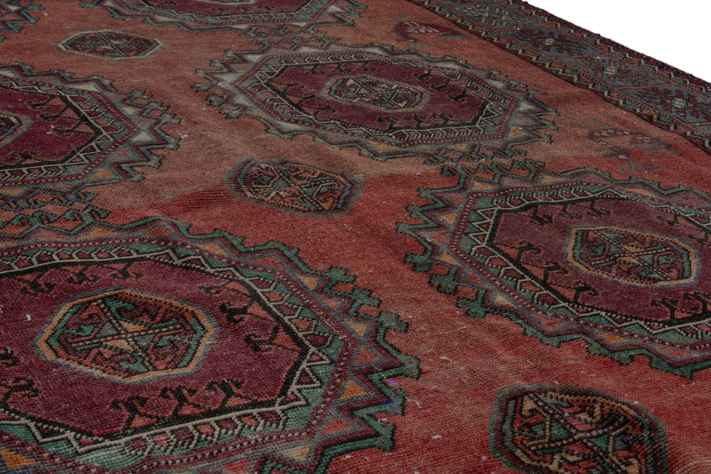 4272 - 5'11" x 10'11"