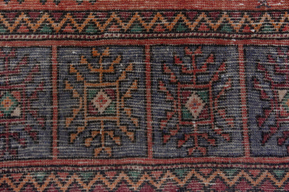 4272 - 5'11" x 10'11"