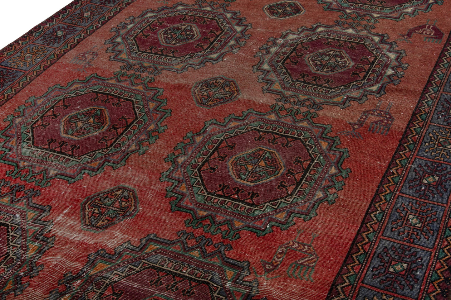 4272 - 5'11" x 10'11"