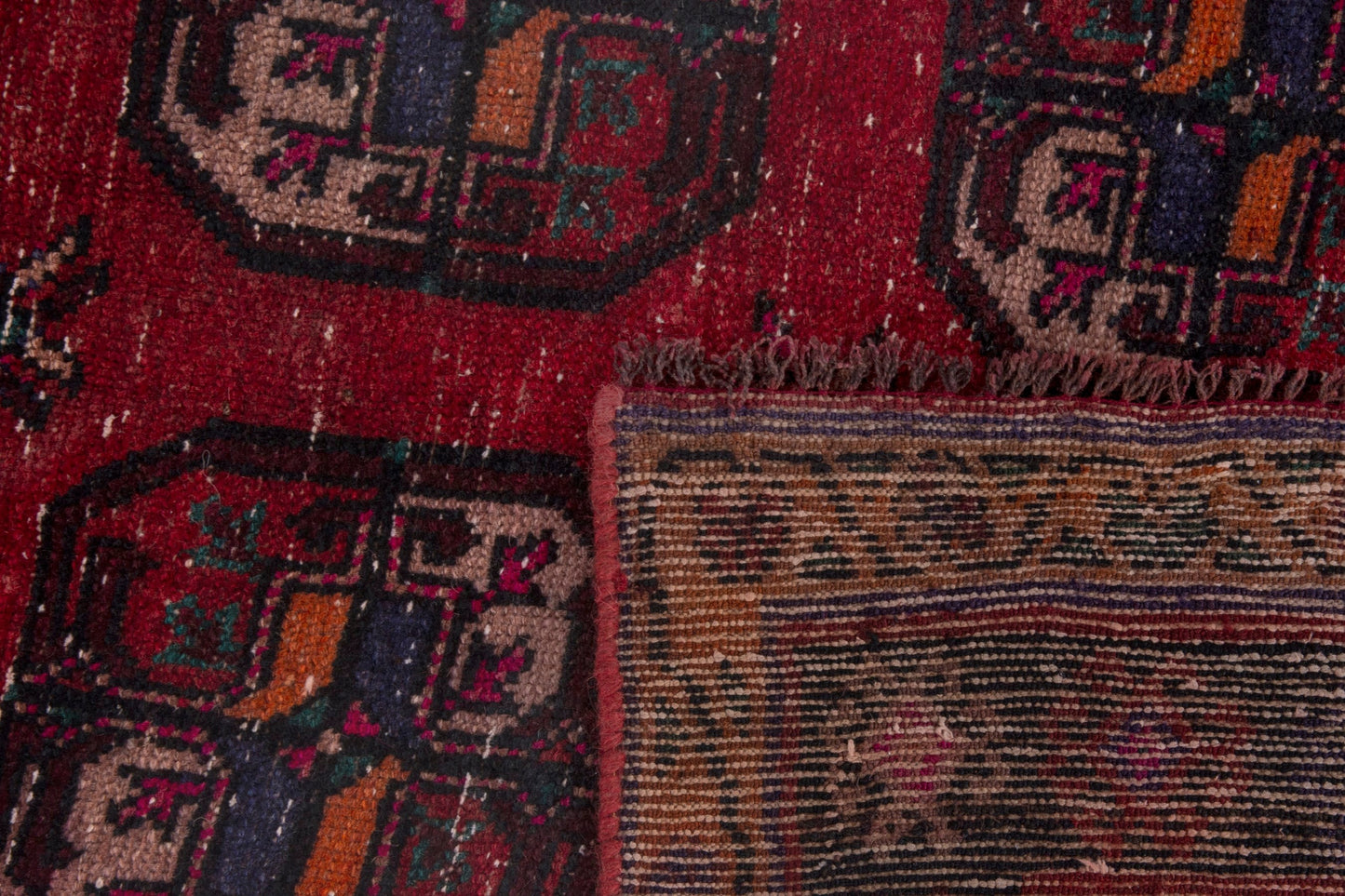 4291 - 4'11" x 7'10"