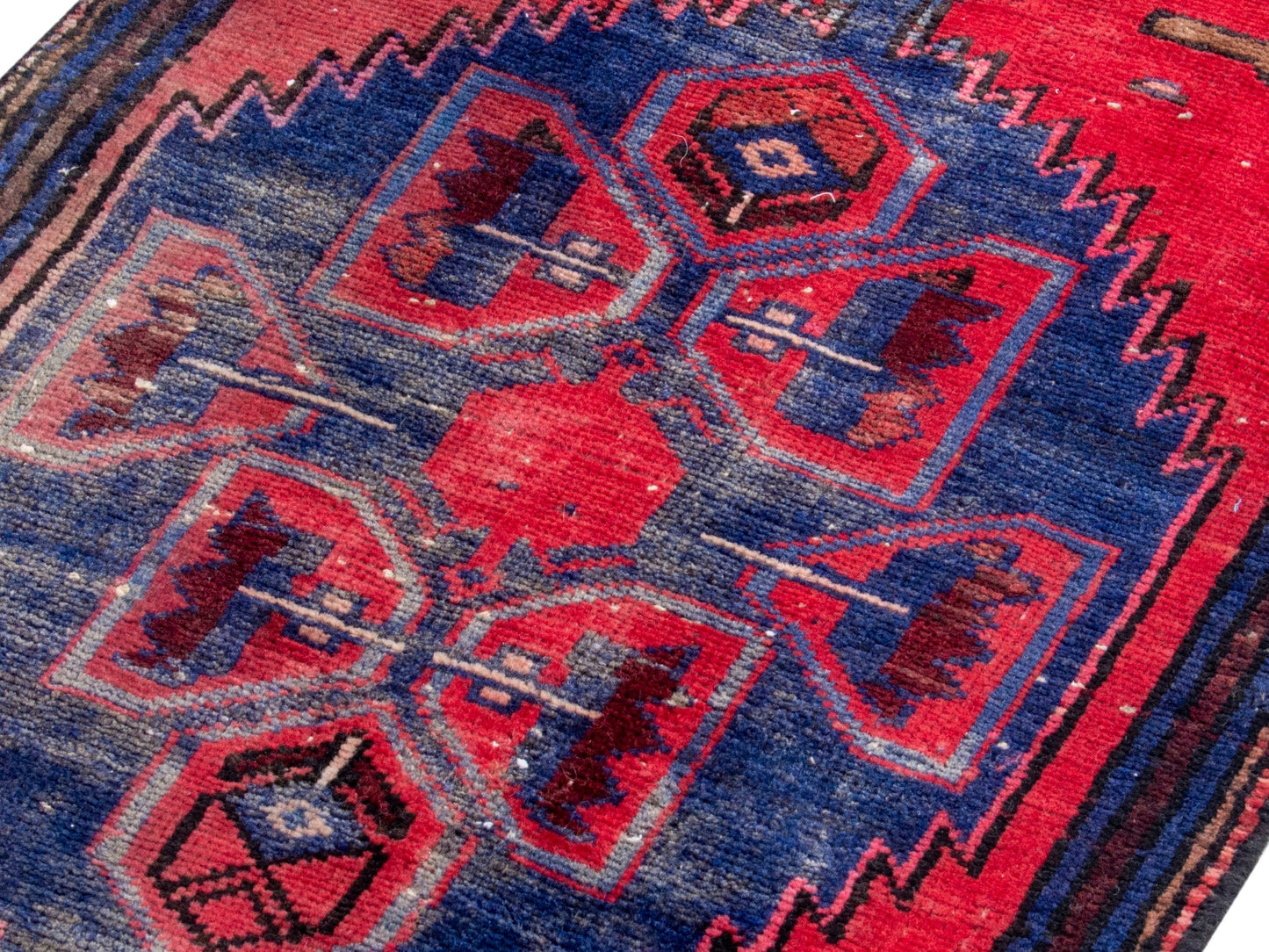 4311 - 1'10" x 8'10"