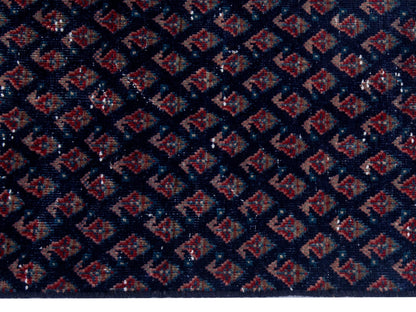 4328 - 1'10" x 7'11"