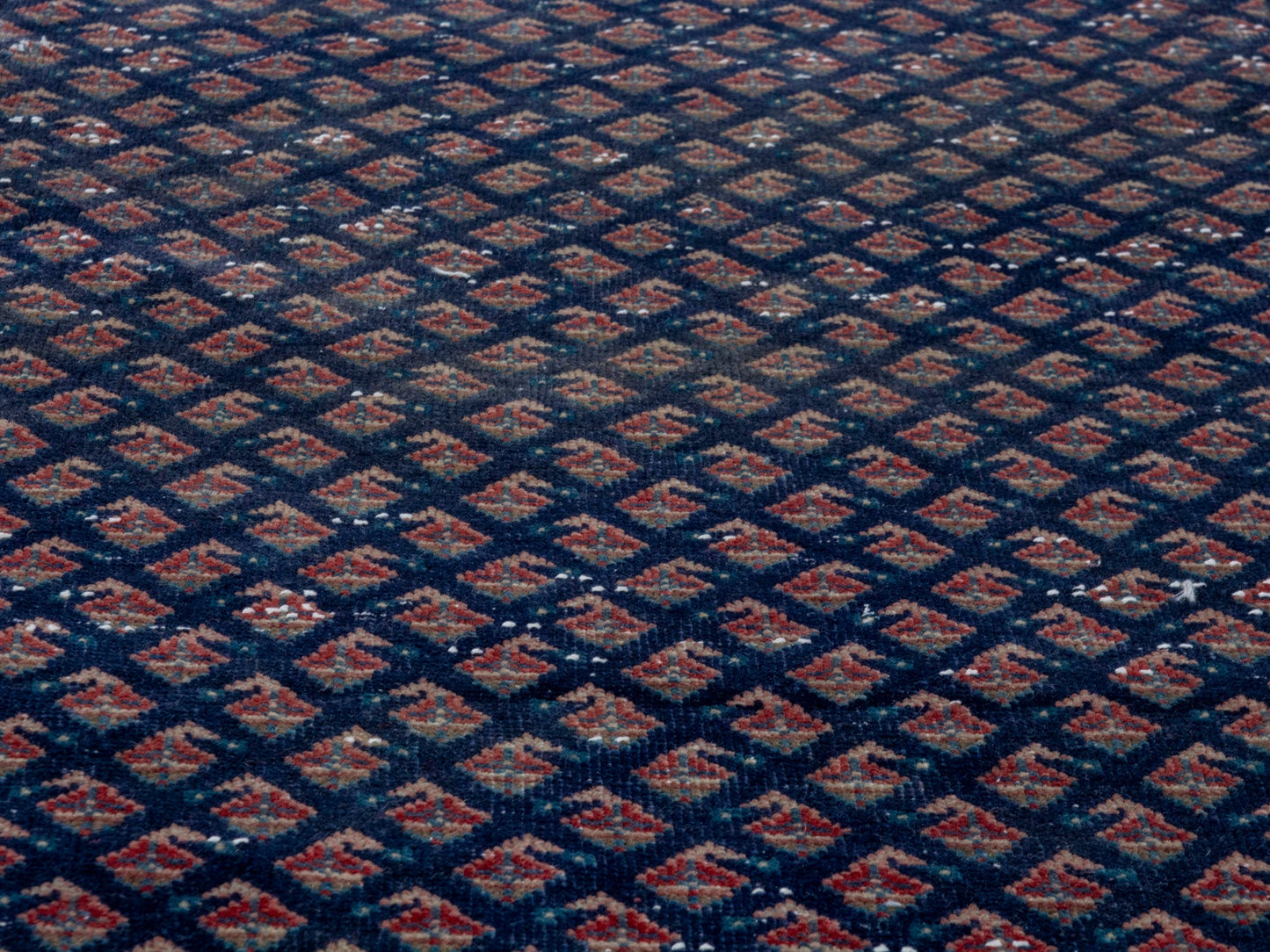 4328 - 1'10" x 7'11"