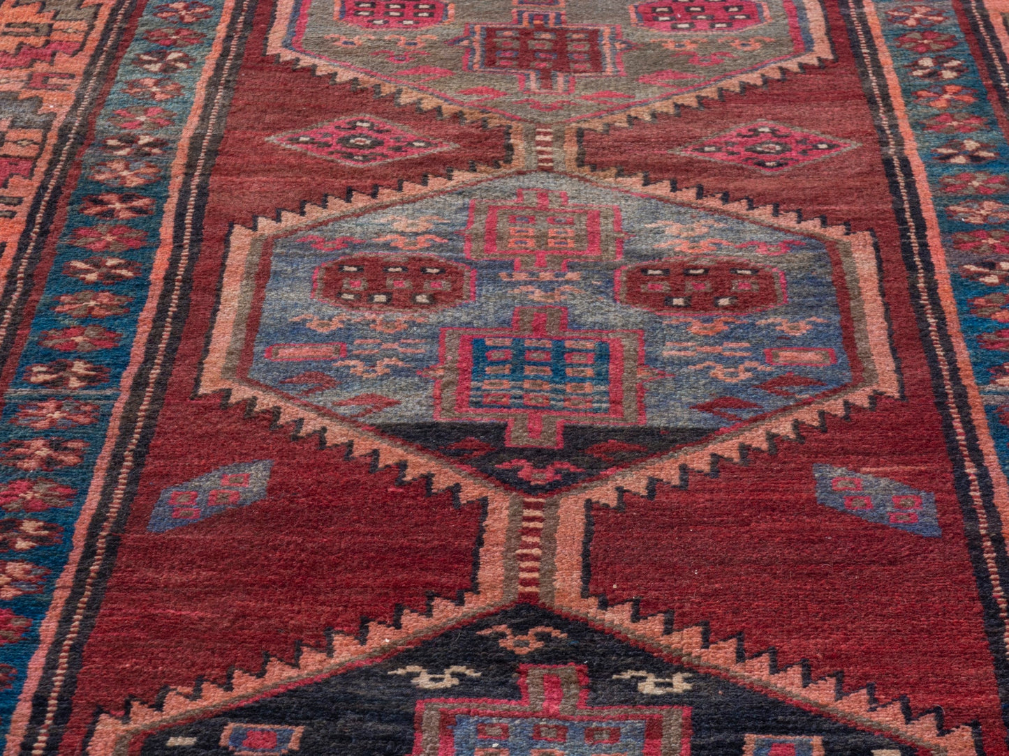 4345 - 3'10" x 10'8"