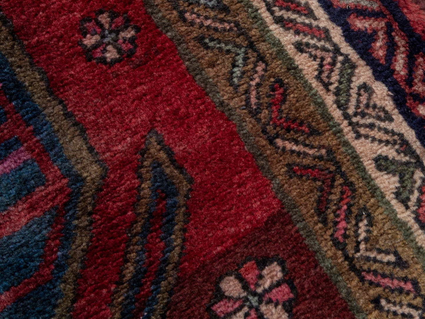 4347 - 3'6" x 11'10"