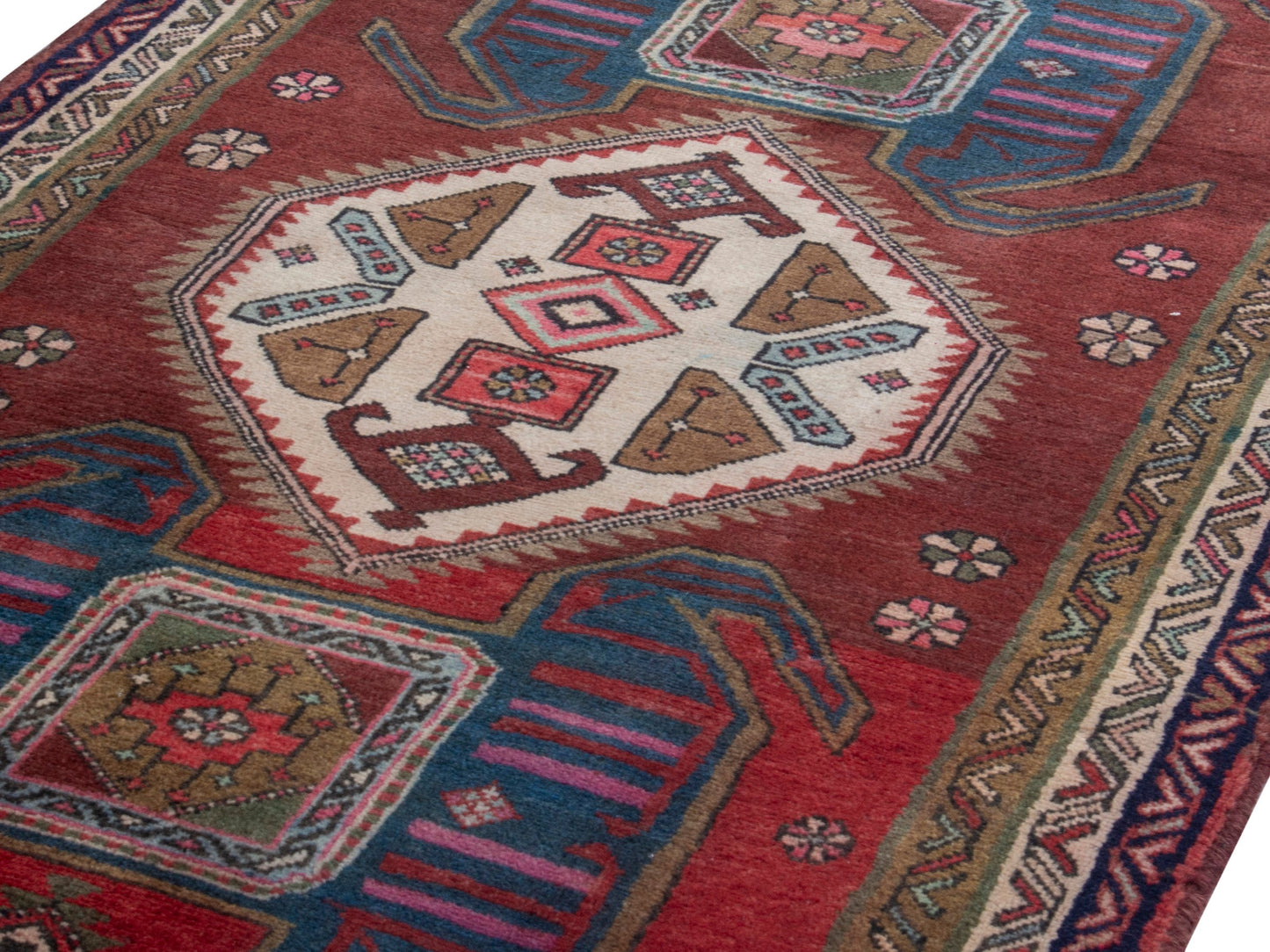 4347 - 3'6" x 11'10"