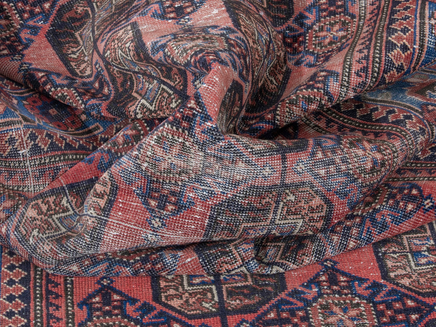 4371 - 3'11" x 9'10"