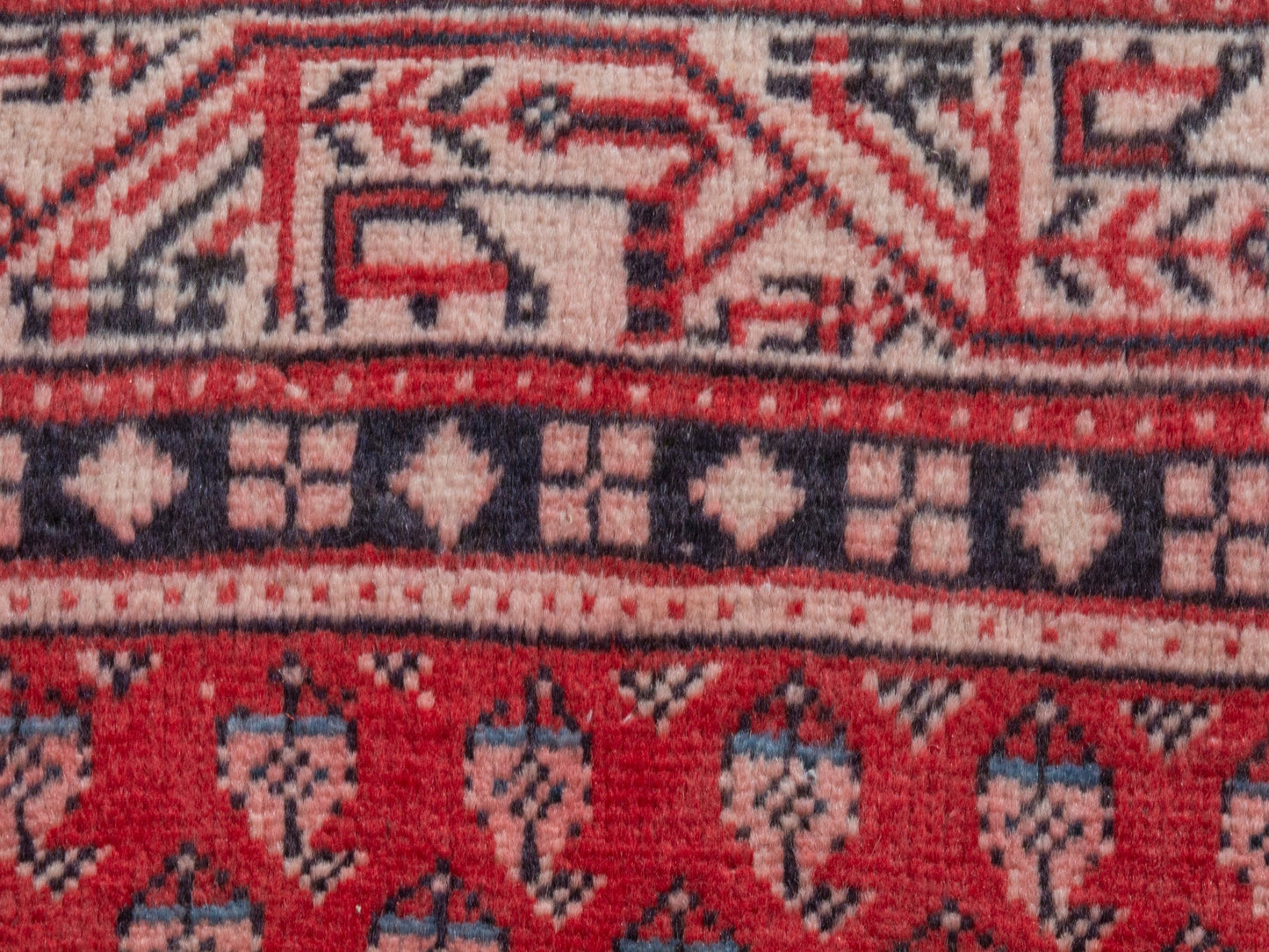 4377 - 2'11" x 9'10"