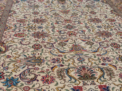 4383 - 9'8" x 12'10"