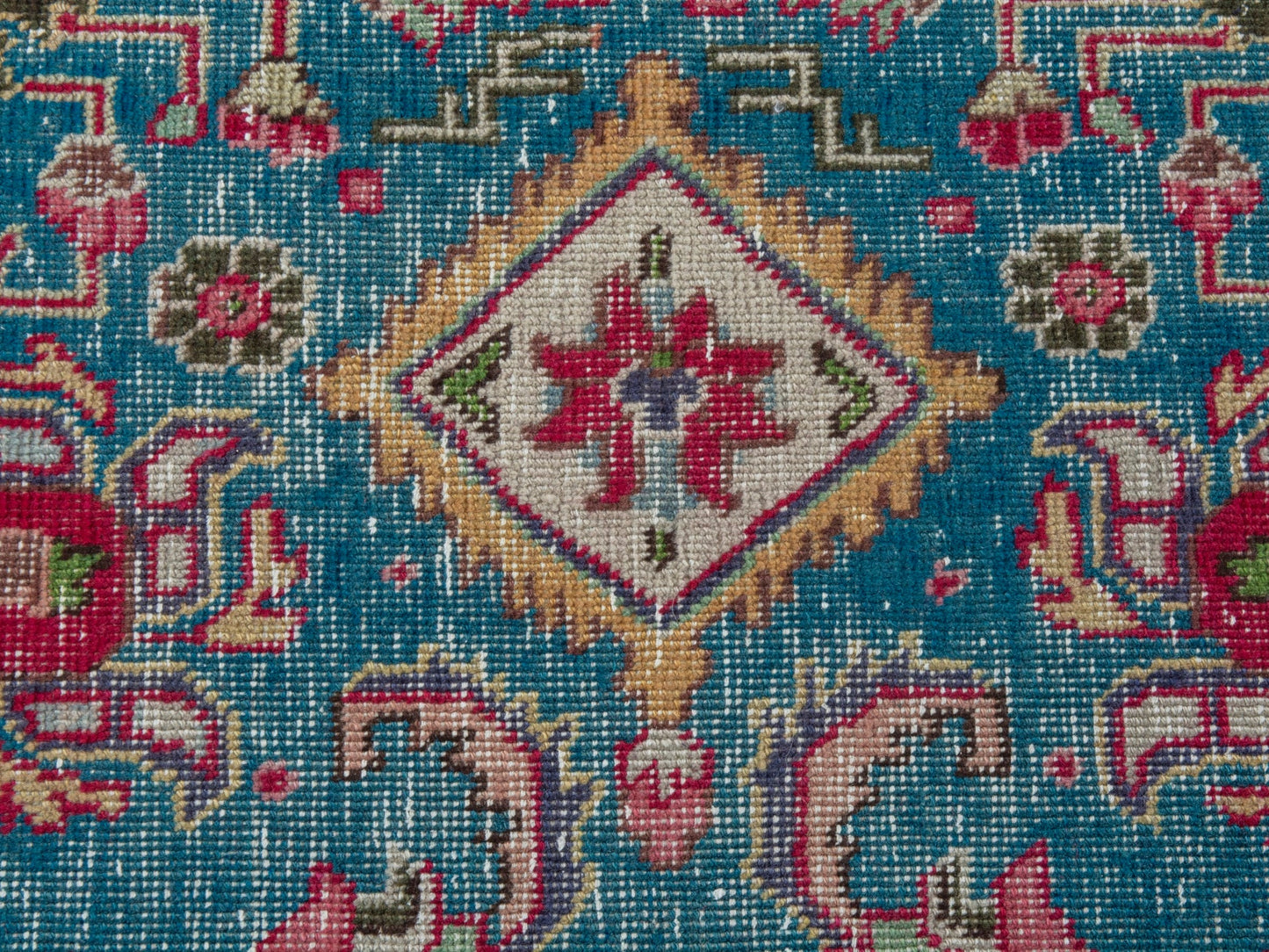 4386 - 7'10" x 11'2"