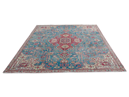 4386 - 7'10" x 11'2"