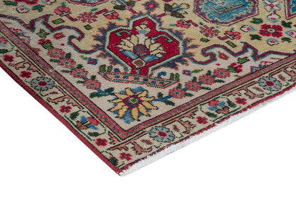 4386 - 7'10" x 11'2"