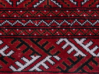 4387 - 8'1" x 10'10"