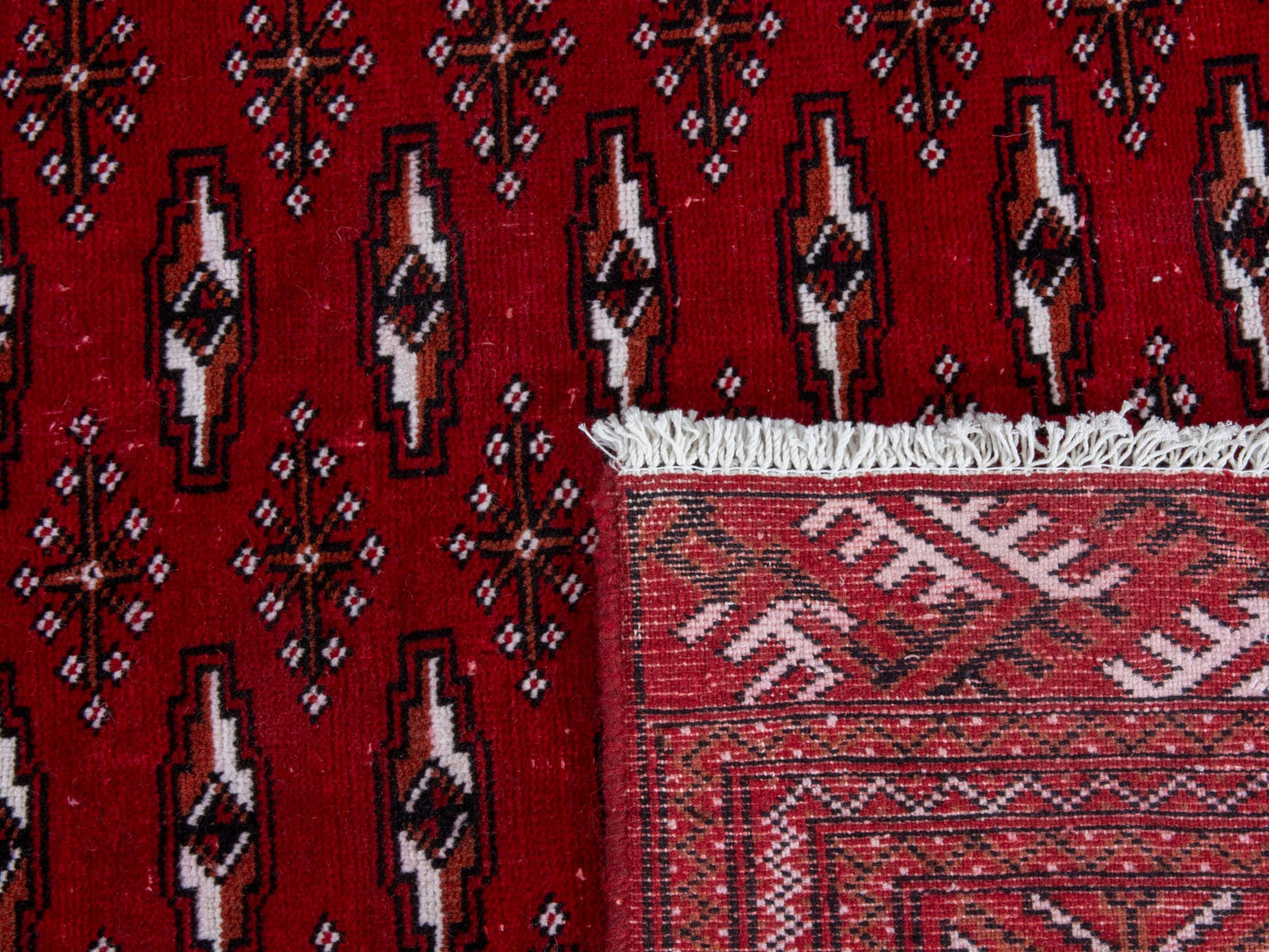 4387 - 8'1" x 10'10"