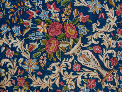 4389 - 9'11" x 13'7"