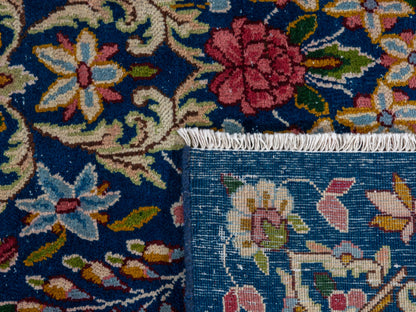 4389 - 9'11" x 13'7"