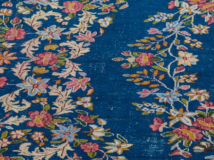 4389 - 9'11" x 13'7"