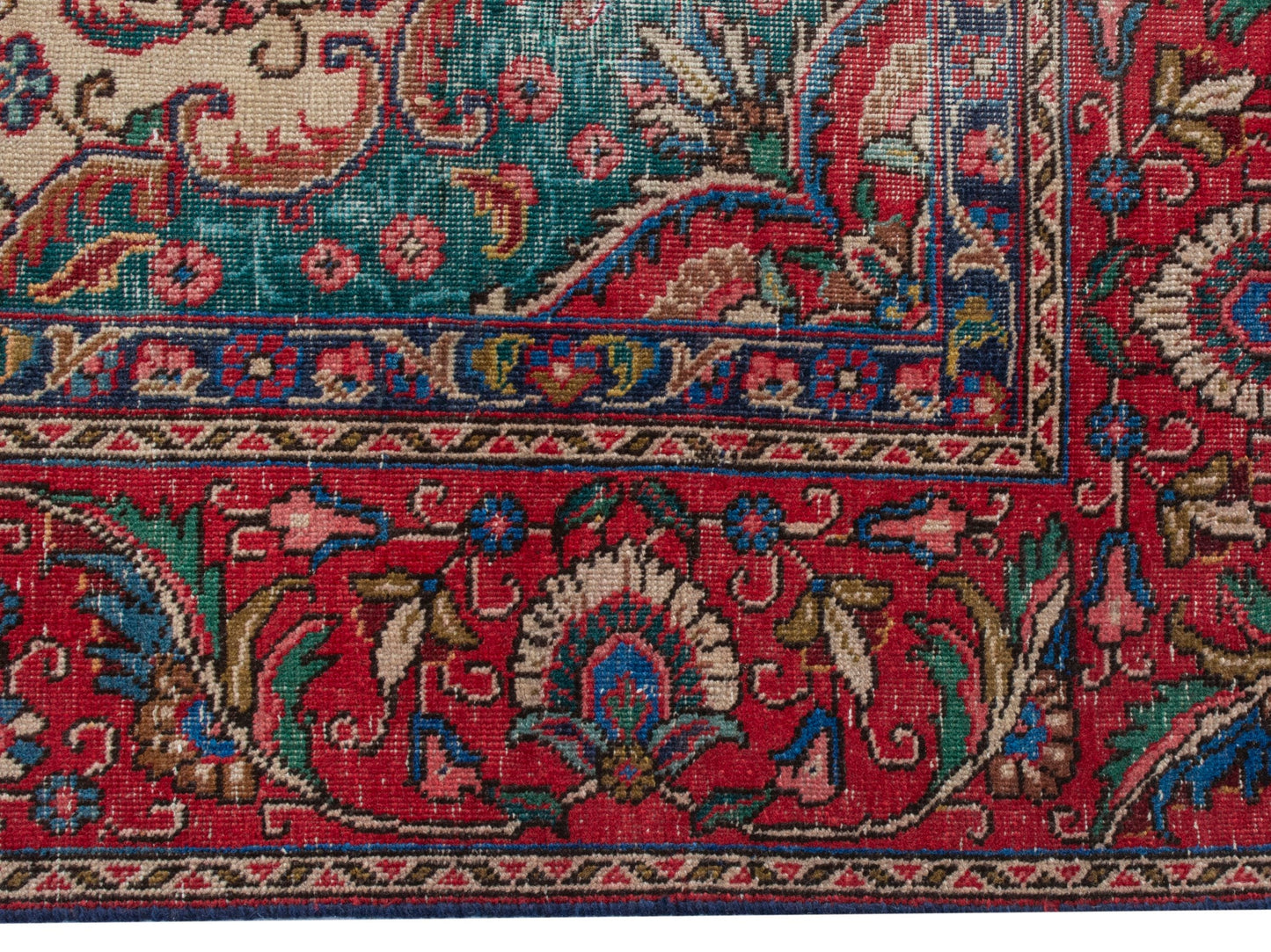 4396 - 9'2" x 11'10"