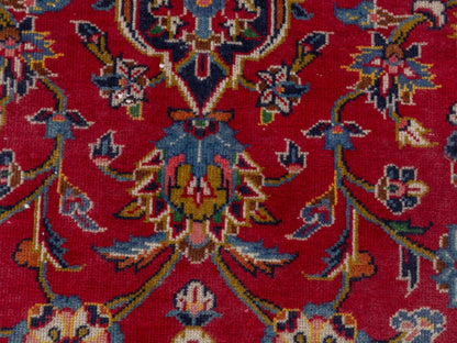 4398 - 7'3" x 10'10"