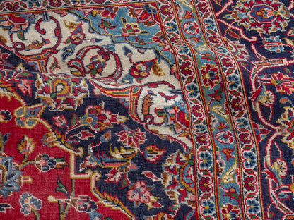 4398 - 7'3" x 10'10"