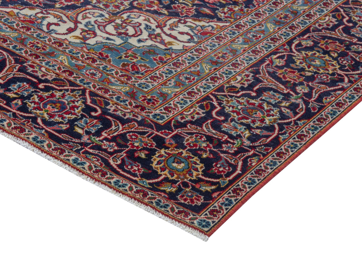 4398 - 7'3" x 10'10"