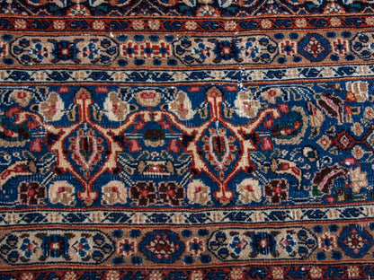 4399 - 9'11" x 13'6"