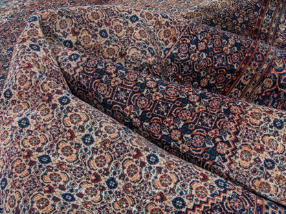 4399 - 9'11" x 13'6"