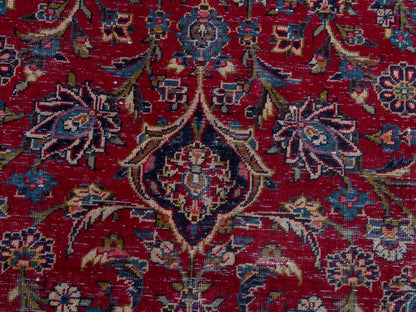 4404 - 9'8" x 13'11"