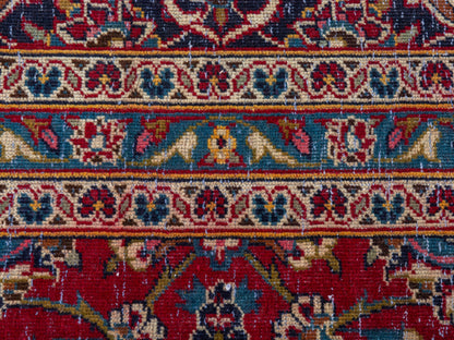 4404 - 9'8" x 13'11"