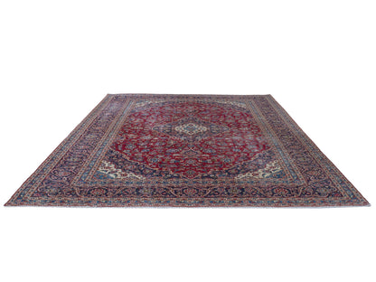 4404 - 9'8" x 13'11"