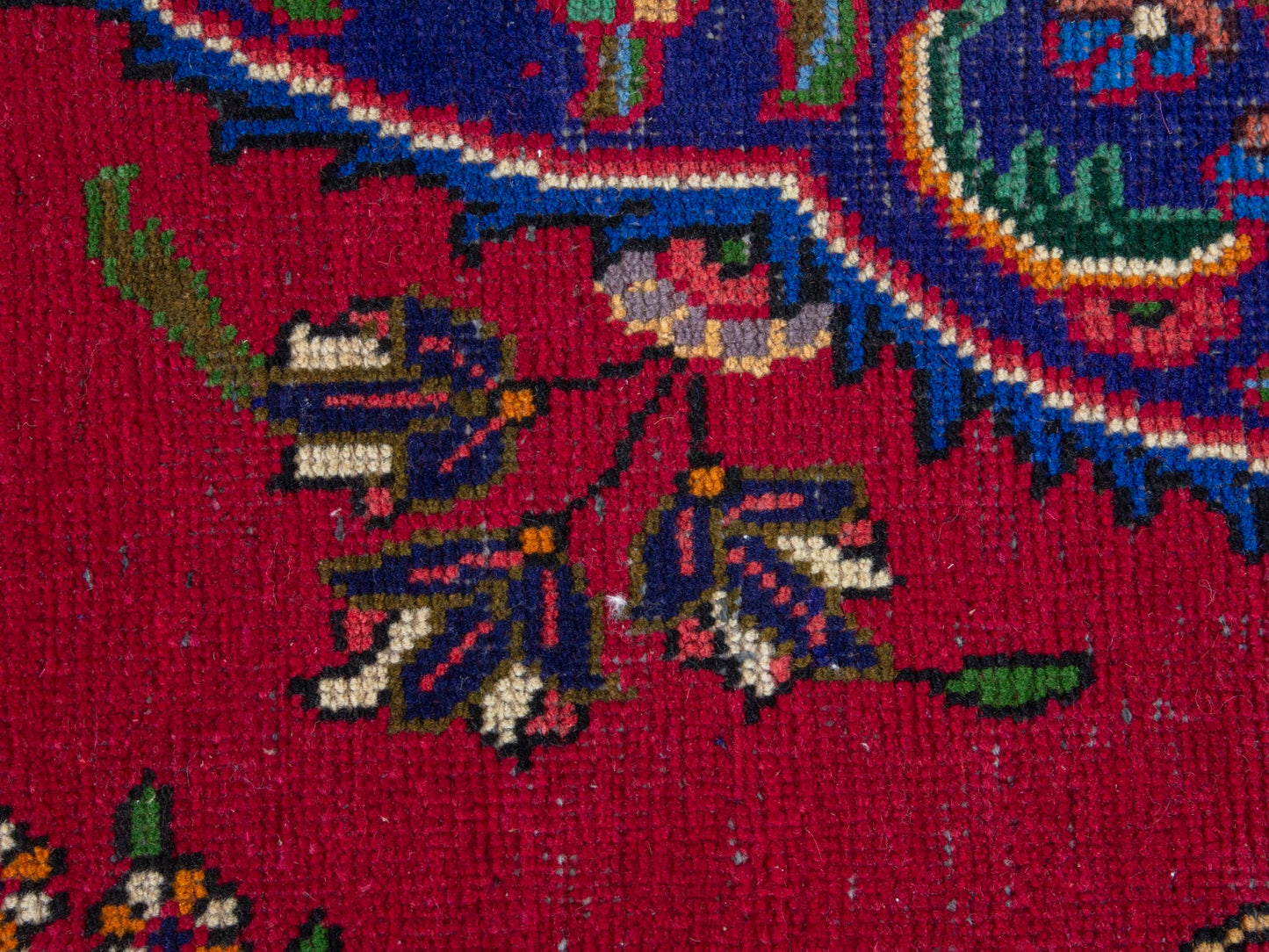 4408 - 9'8" x 10'10"