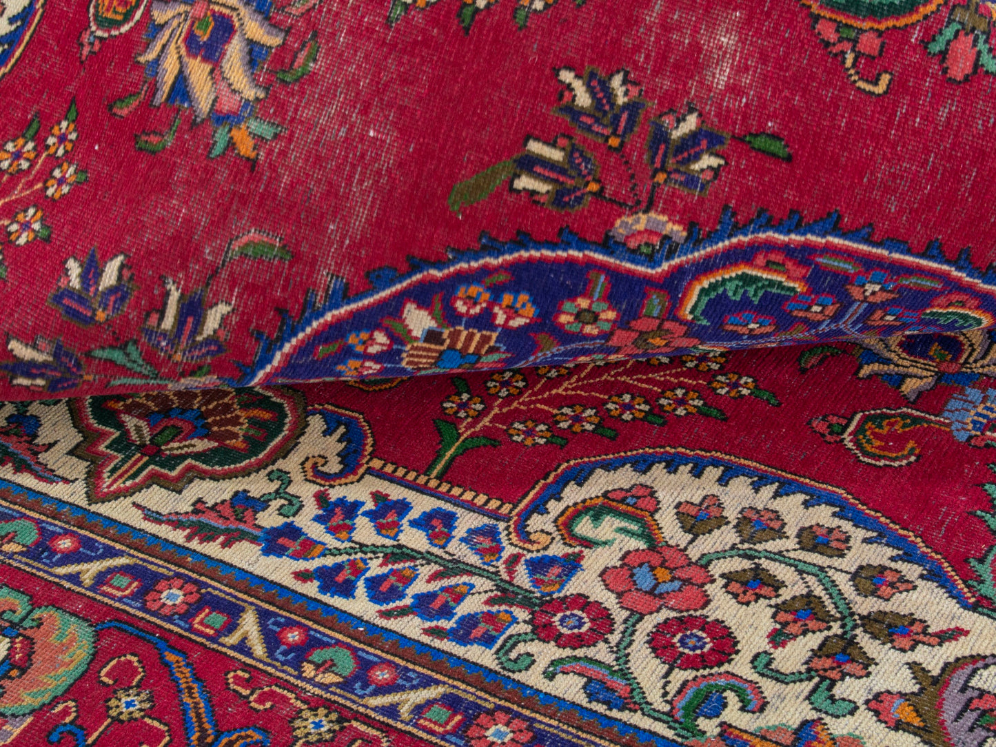 4408 - 9'8" x 10'10"