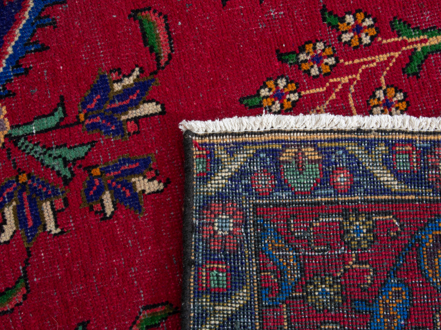 4408 - 9'8" x 10'10"