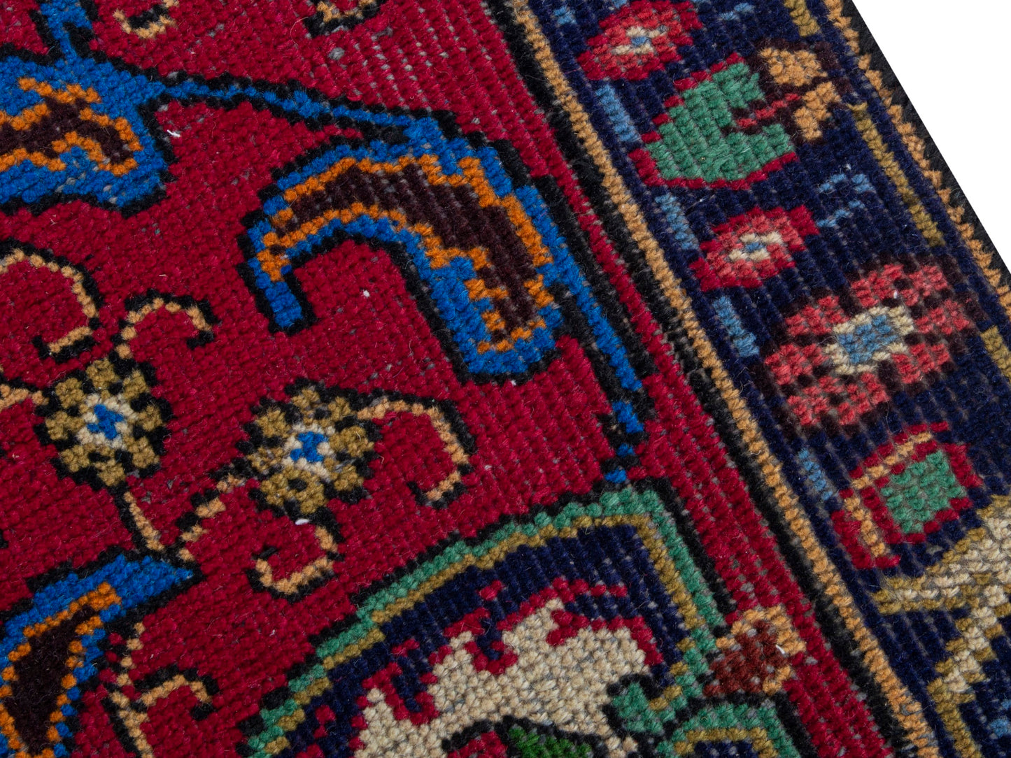 4408 - 9'8" x 10'10"