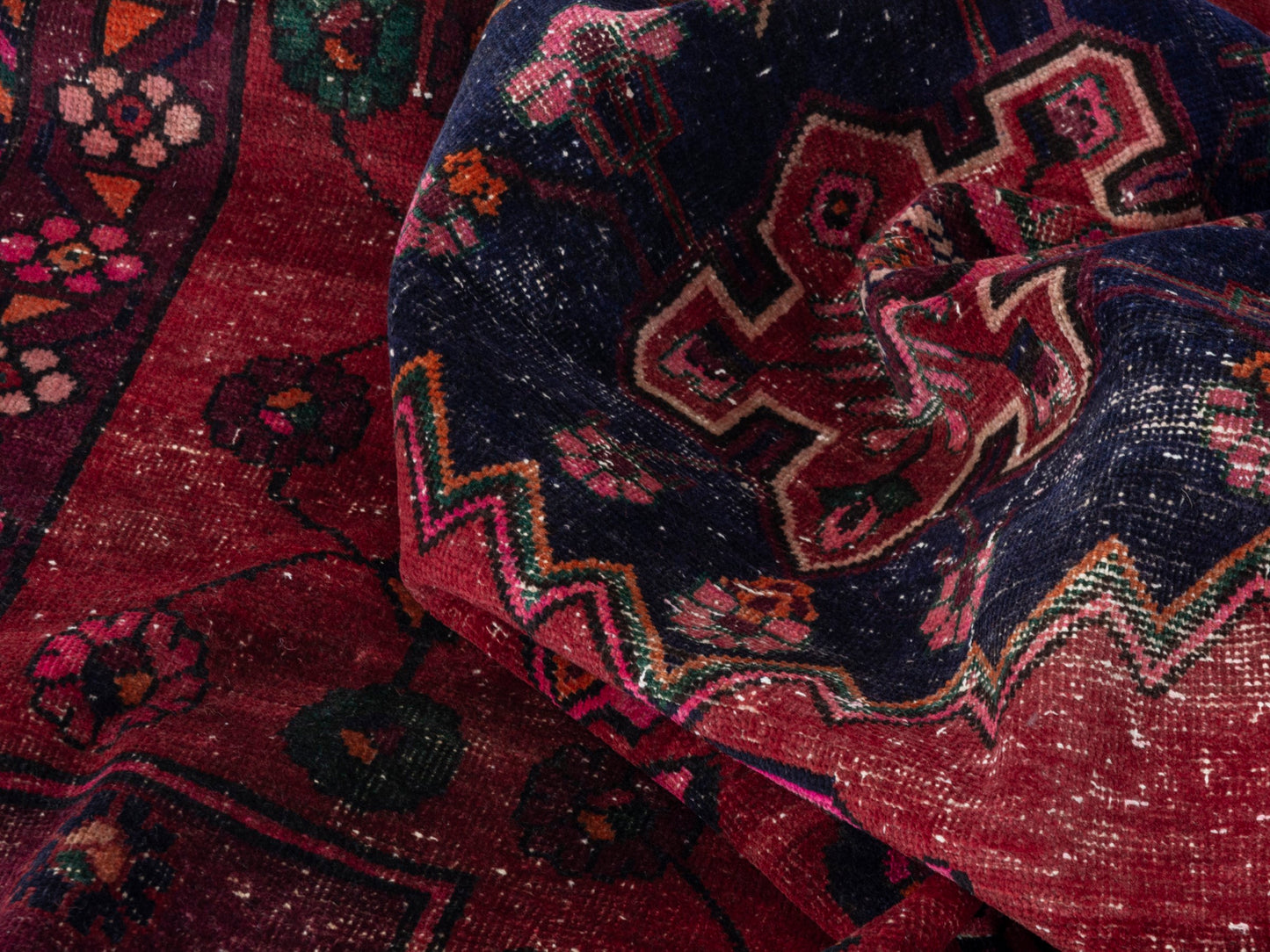 4411 - 6'11" x 9'11"