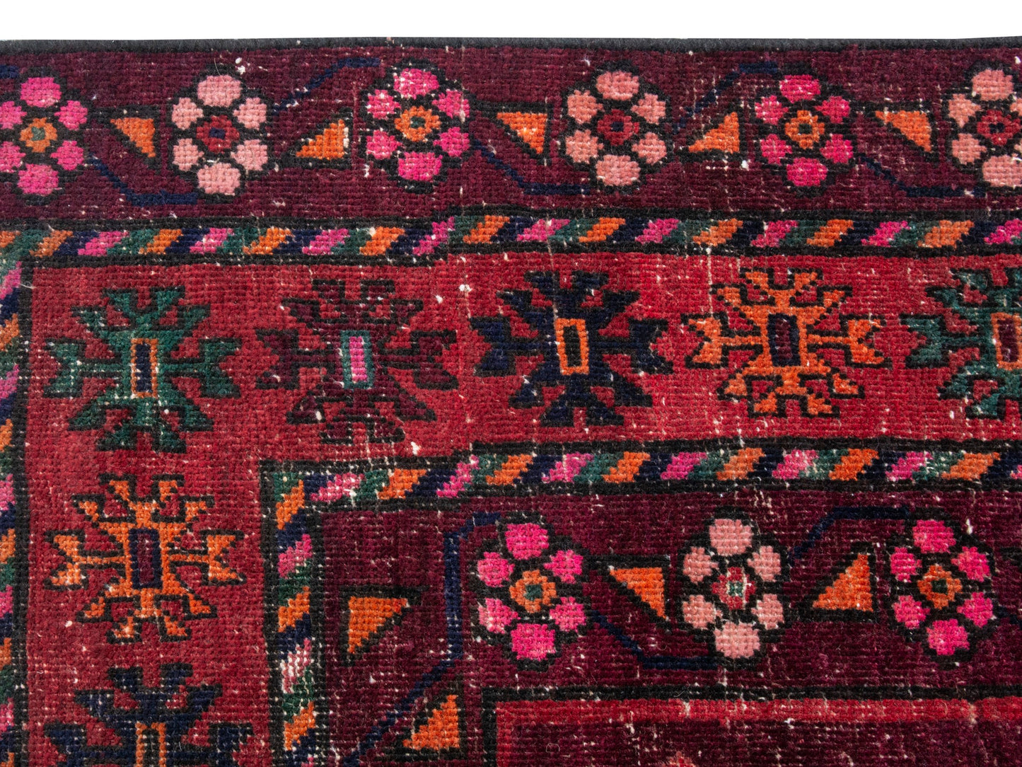 4411 - 6'11" x 9'11"