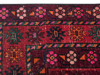 4411 - 6'11" x 9'11"