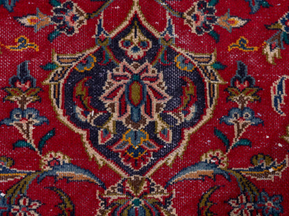 4420 - 9'10" x 13'3"