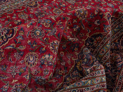 4420 - 9'10" x 13'3"