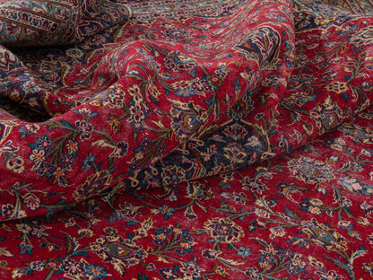 4420 - 9'10" x 13'3"