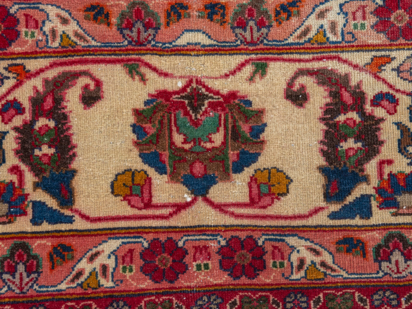 4424 - 9'6" x 12'10"