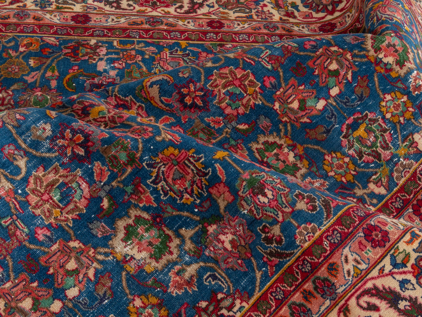 4424 - 9'6" x 12'10"