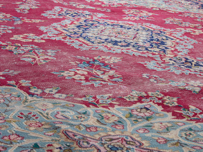 4426 - 10'1" x 13'7"